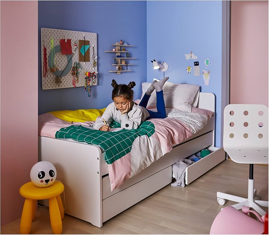bed met opbergruimte ikea